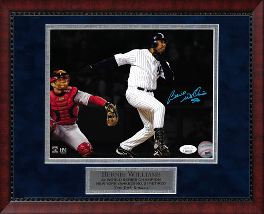 Bernie Williams Autograph Photo Spotlight 11x14