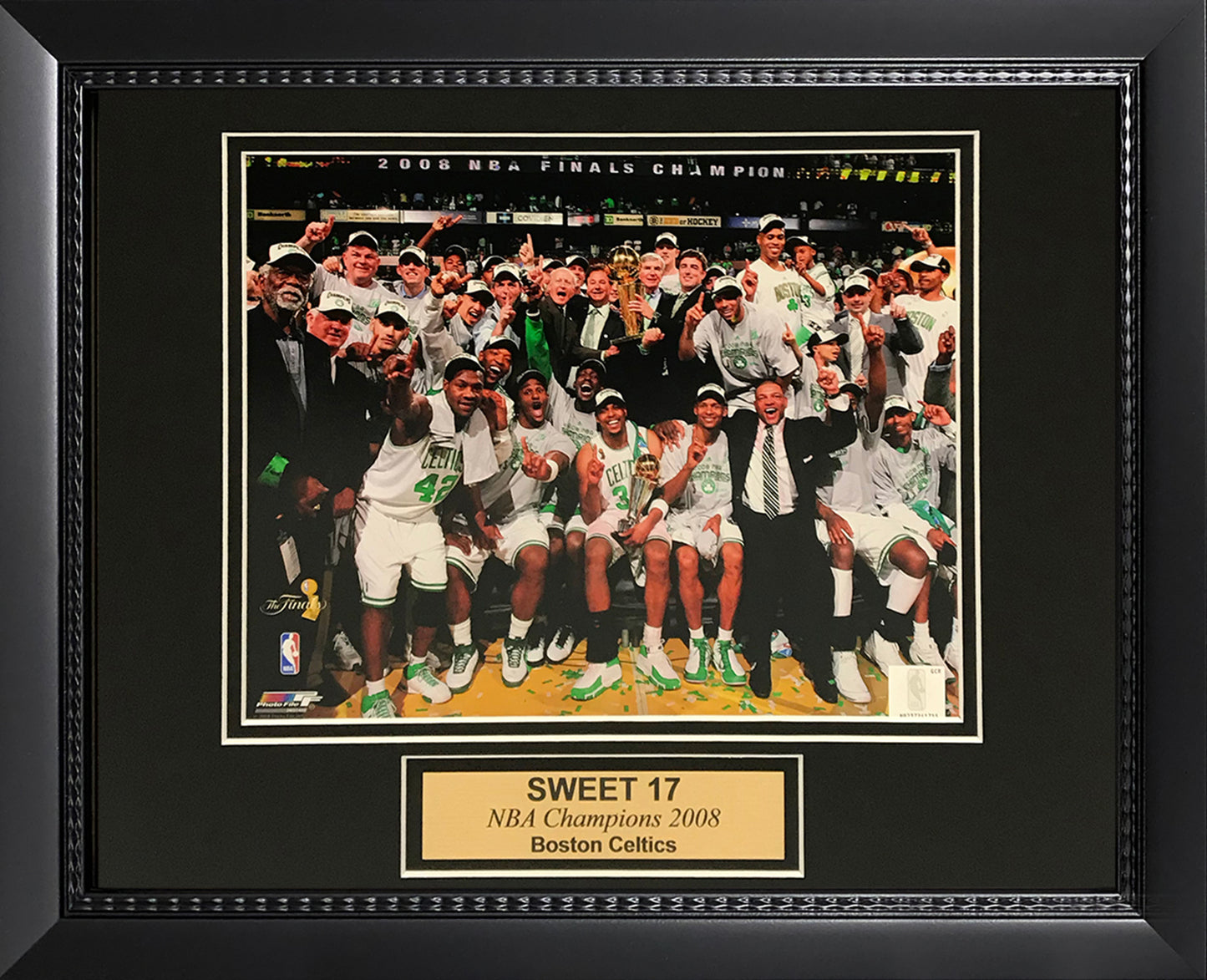 Boston Celtics Photo Team Celebrate Sweet 17 11x14