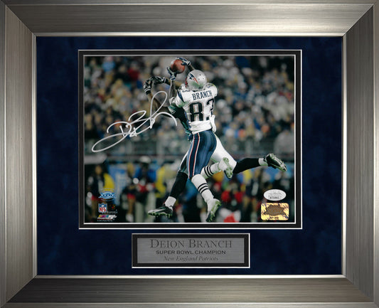 Deion Branch Autograph Photo Super Bowl XXXIX Catch 11x14
