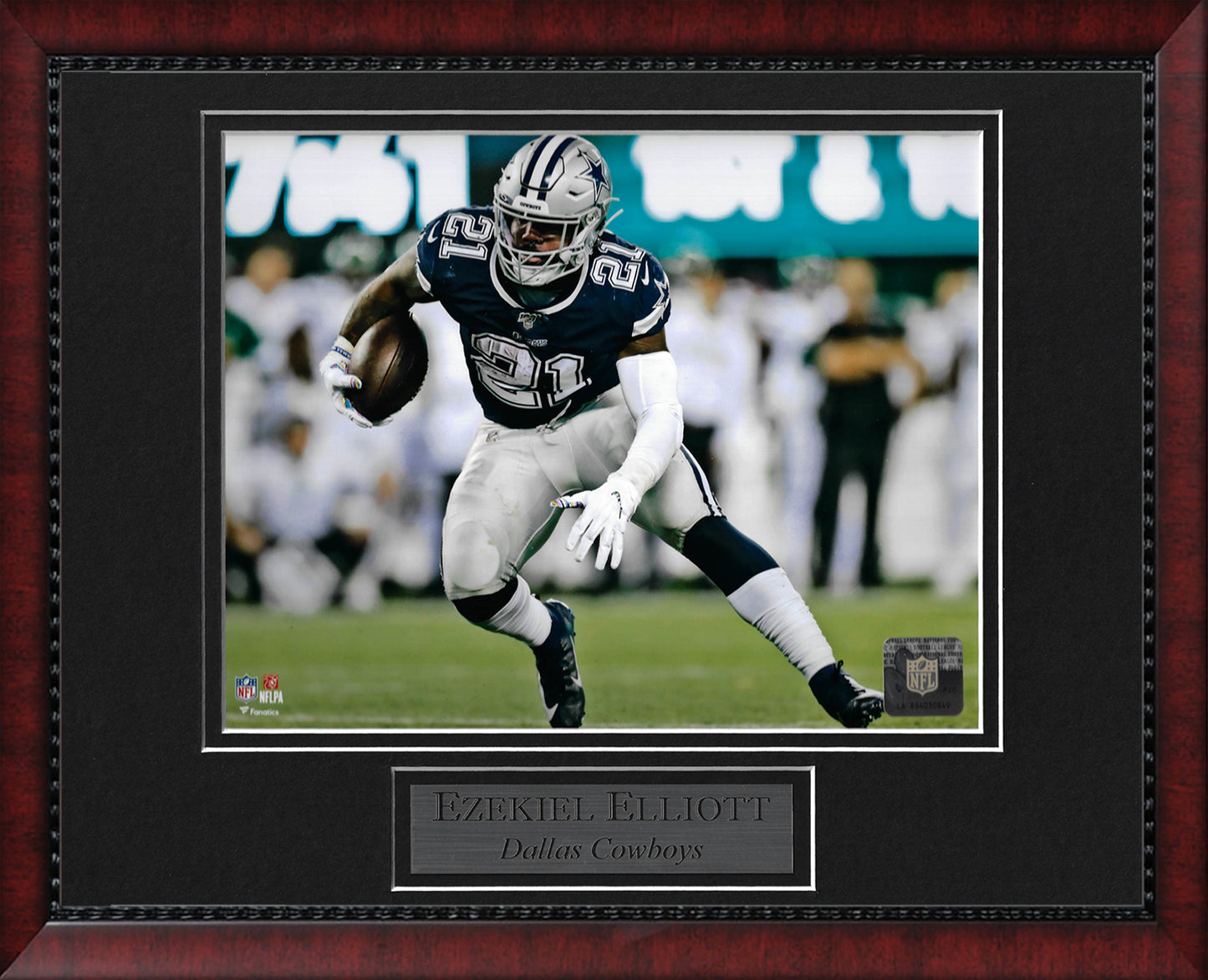 Ezekiel Elliott Photo Run 11x14