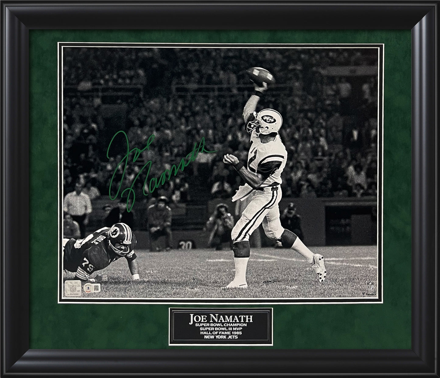 Joe Namath Autograph Photo 23x27 Beckett Authentication