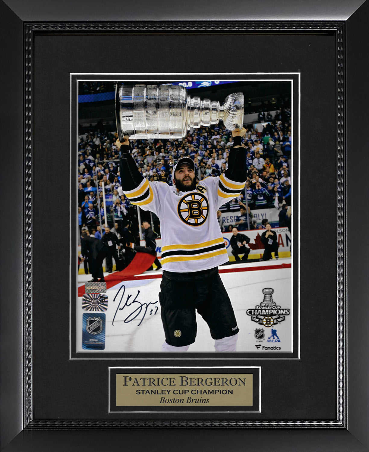 Patrice Bergeron Autograph Photo Holding Stanley Cup 2011 11x14