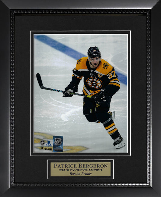 Patrice Bergeron Photo Stick Up 11x14