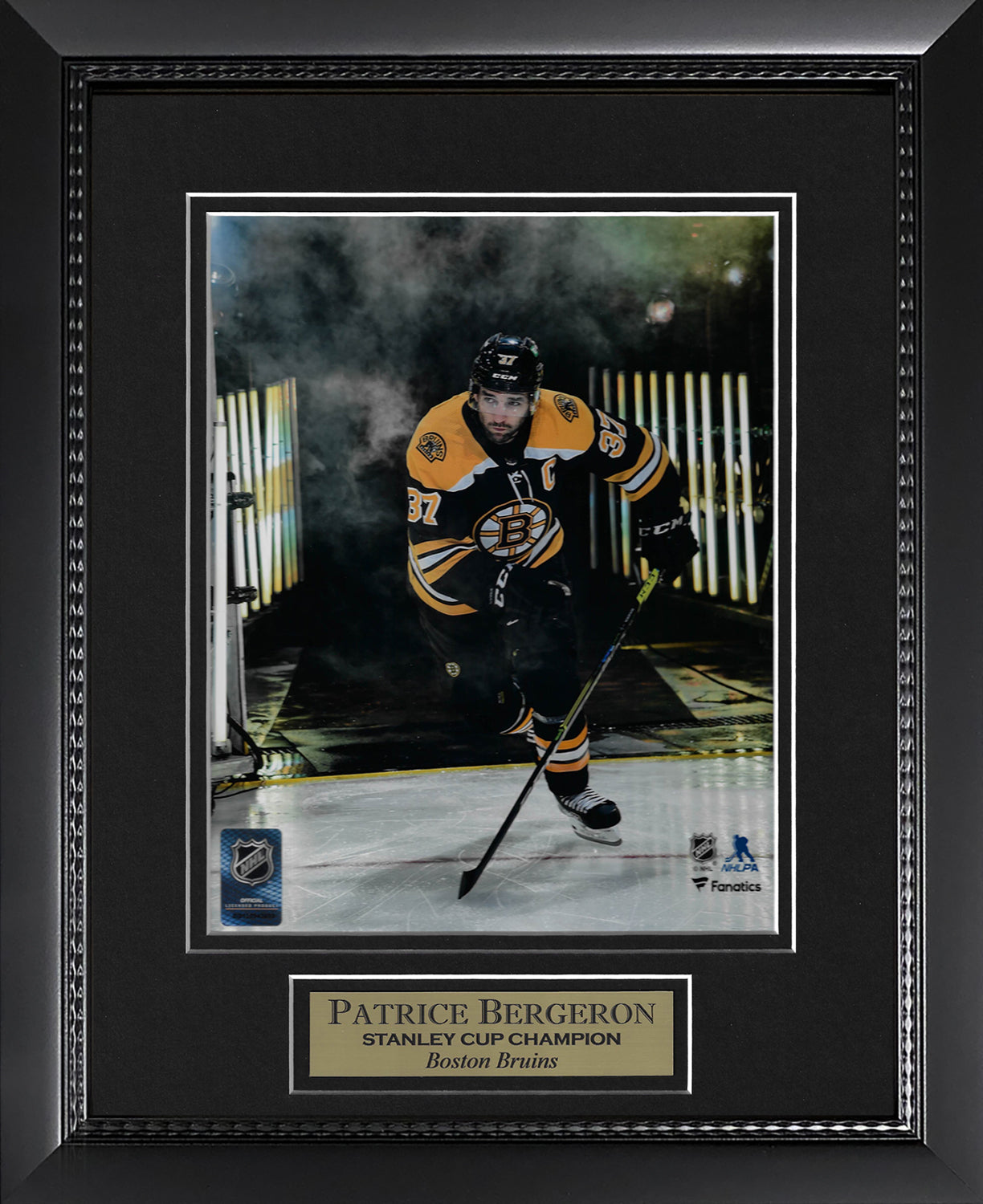 Patrice Bergeron Photo Smoke Entrance 11x14