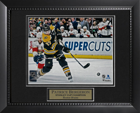 Patrice Bergeron Photo Shot 11x14