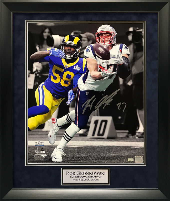 Rob Gronkowski Autograph Super Bowl LIII Catch Spotlight 23x27 New England Picture Authentication