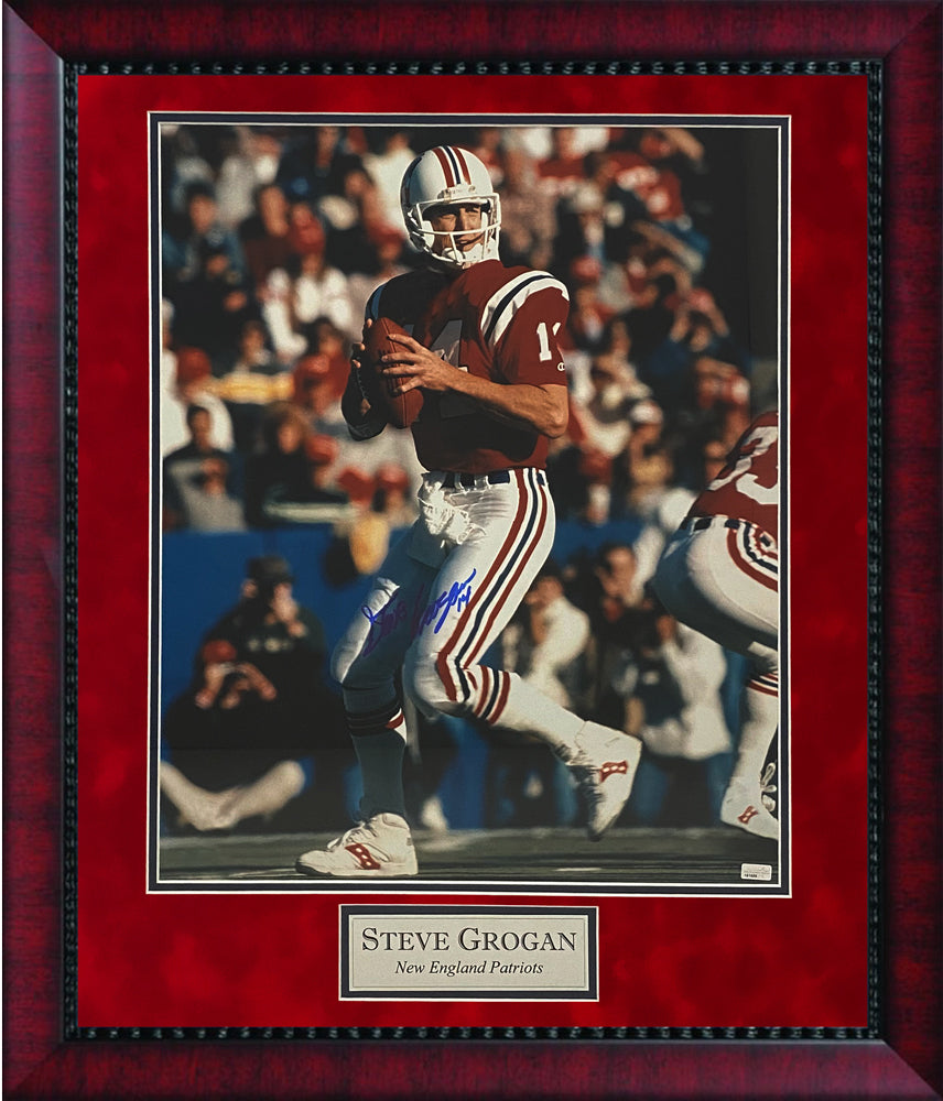 Steve Grogan Autograph Photo 23x27 New England Picture Authentication