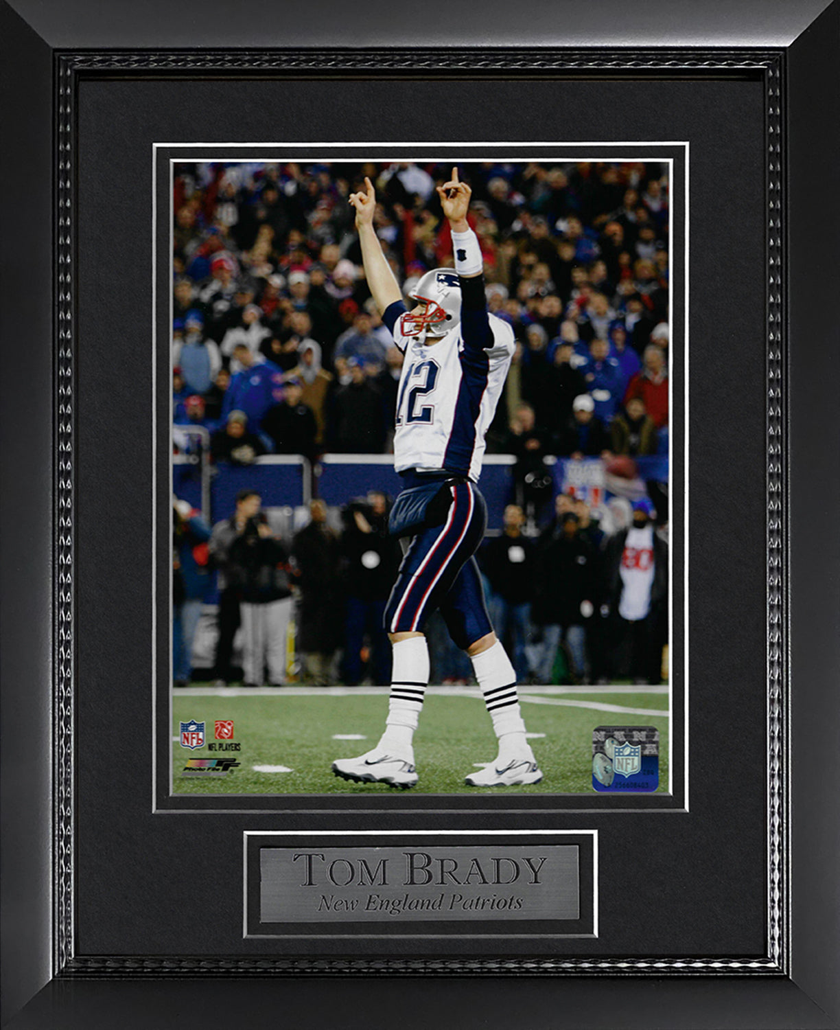 Tom Brady Photo Arms Up 11x14