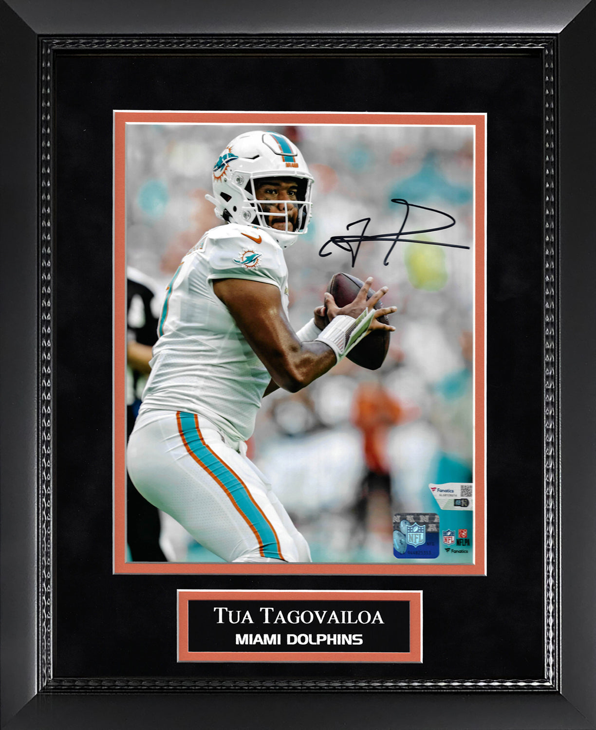 Tua Tagovailoa Autograph Photo 11x14