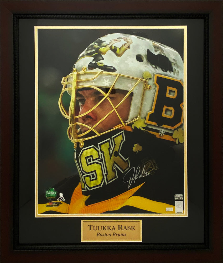 Tuukka Rask Autograph Photo 2019 Winter Classic Mask 23x27 New England Picture Authentication
