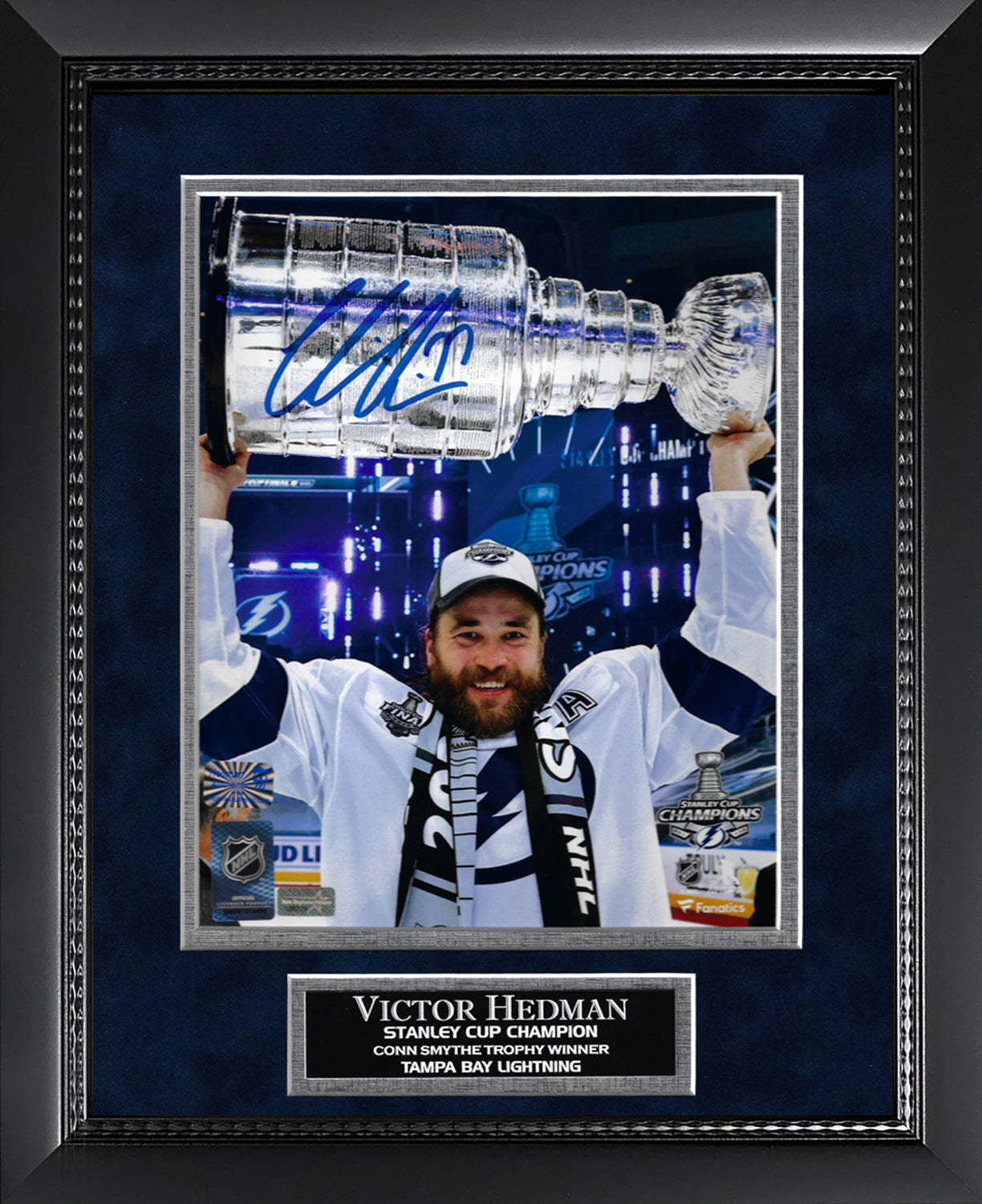 Victor Hedman Autograph Photo Holding Stanley Cup 11x14