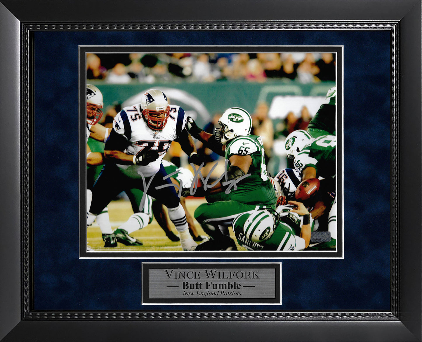 Vince Wilfork Autograph 8x10 Photo - Butt Fumble - New England Patriots - Framed 13x16 - New England Picture Authentication