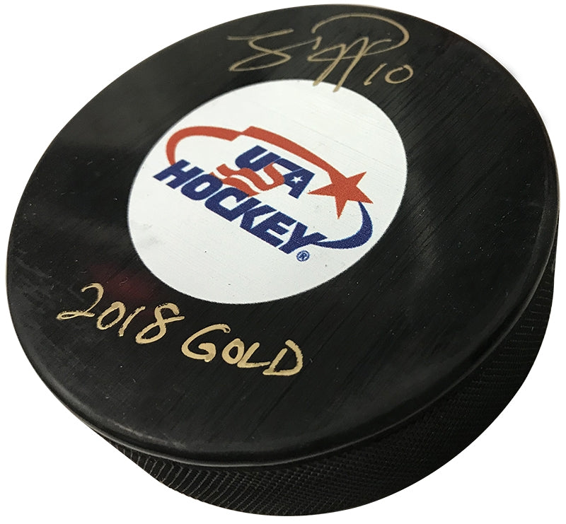 Meghan Duggan Autograph Puck USA Hockey