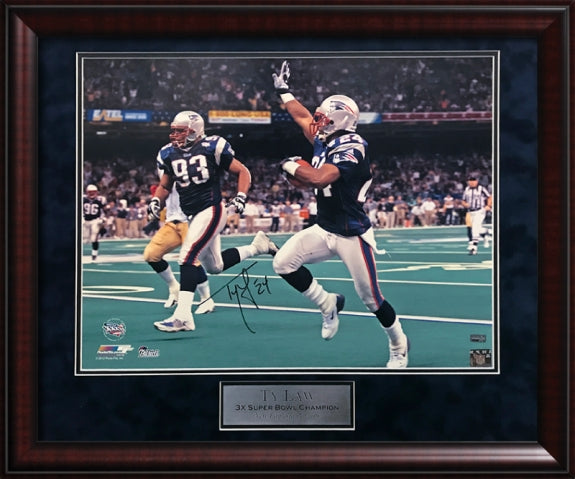 Ty Law Autograph Photo SB36 Celebrate 23x27 New England Picture Authentication