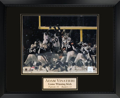 Adam Vinatieri Photo AFC Playoff Game 2002 Snow Kick 16x20