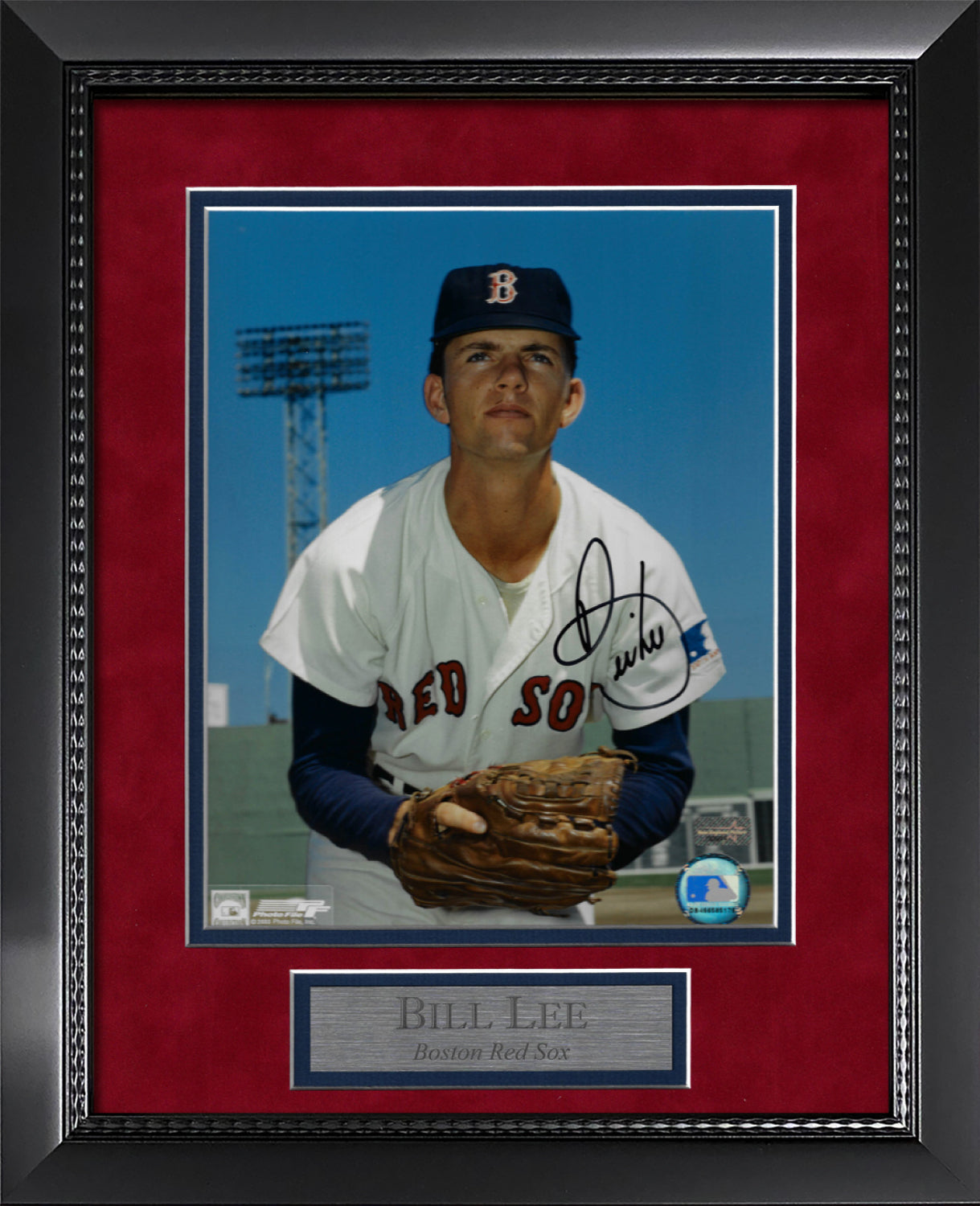 Bill Lee Autograph Photo Hold Glove 11x14