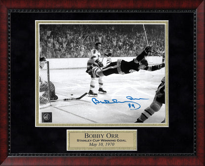 Bobby Orr Autograph Photo Flying Goal 11x14