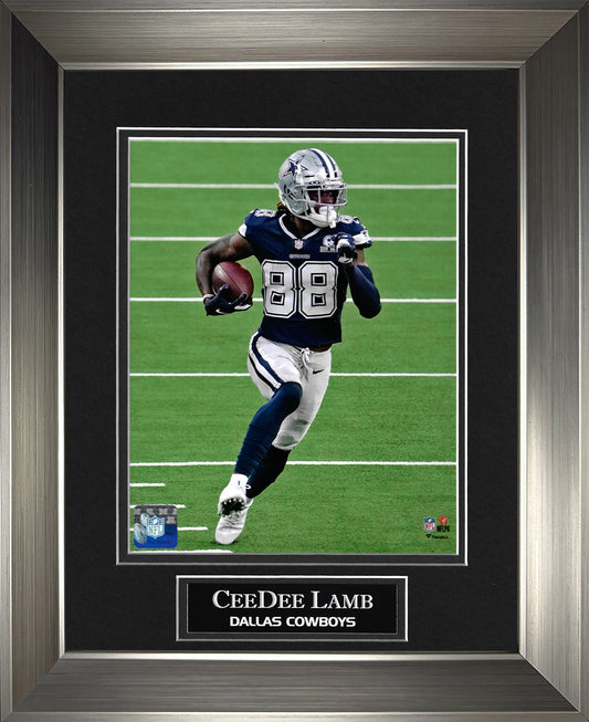 CeeDee Lamb Photo 11x14