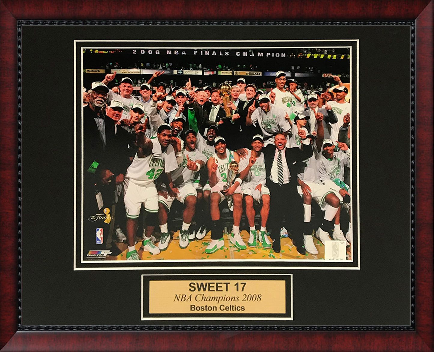 Boston Celtics Photo Team Celebrate Sweet 17 11x14