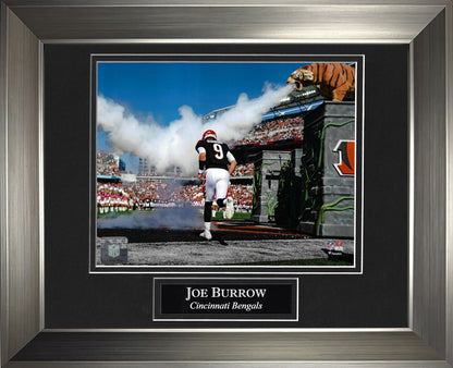 Joe Burrow Photo Step On Field 11x14