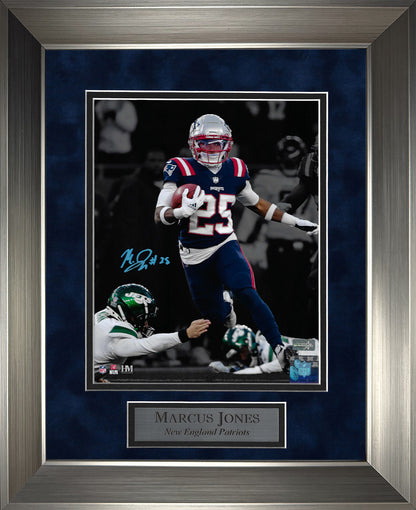 Marcus Jones Autograph Photo Spotlight 11x14