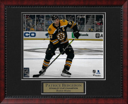 Patrice Bergeron Photo Ready To Shoot 11x14