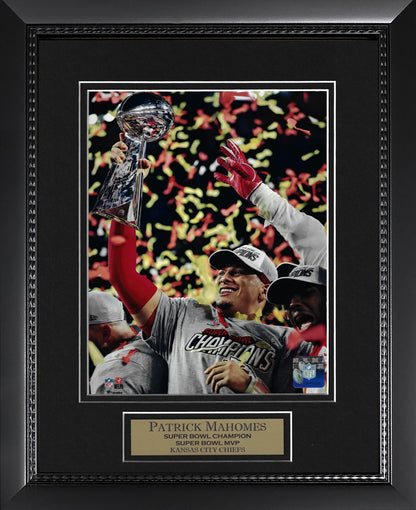 Patrick Mahomes Photo Hold Trophy Super Bowl LIV 11x14