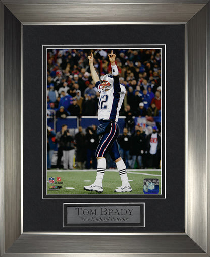 Tom Brady Photo Arms Up 11x14