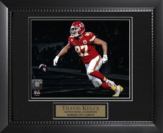 Travis Kelce Photo Run Super Bowl LIV Spotlight 11x14