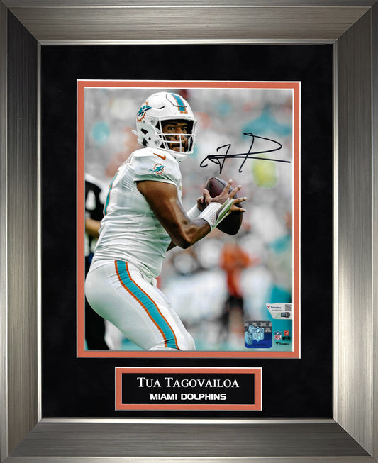 Tua Tagovailoa Autograph Photo 11x14