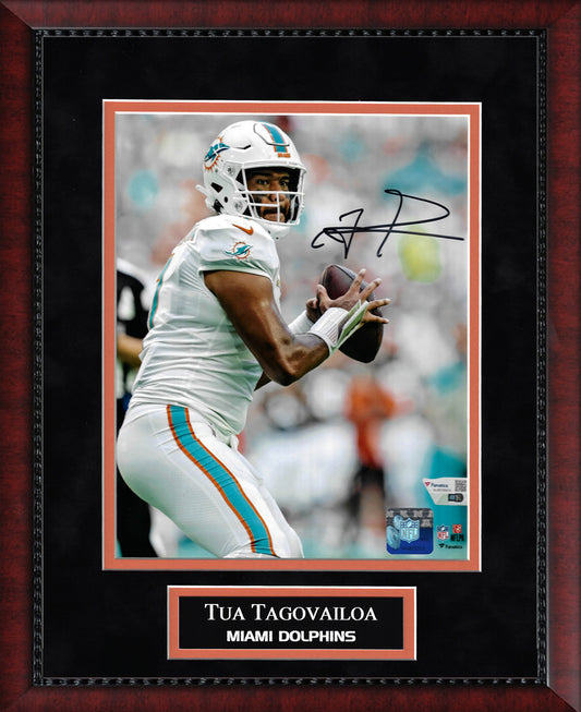 Tua Tagovailoa Autograph Photo 11x14
