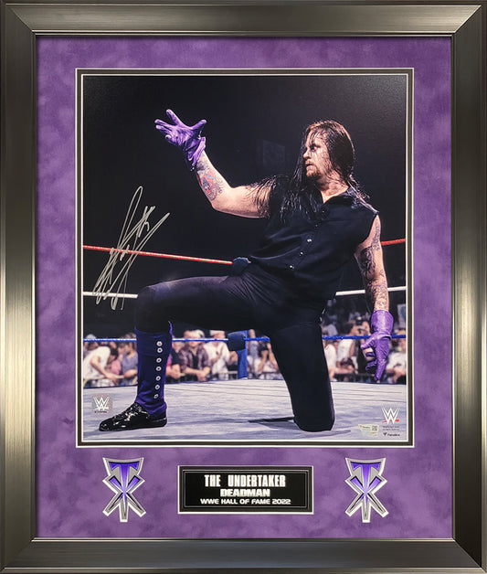 The Undertaker Autograph Photo Pose In The Ring 23x27 Fanatics Authentication