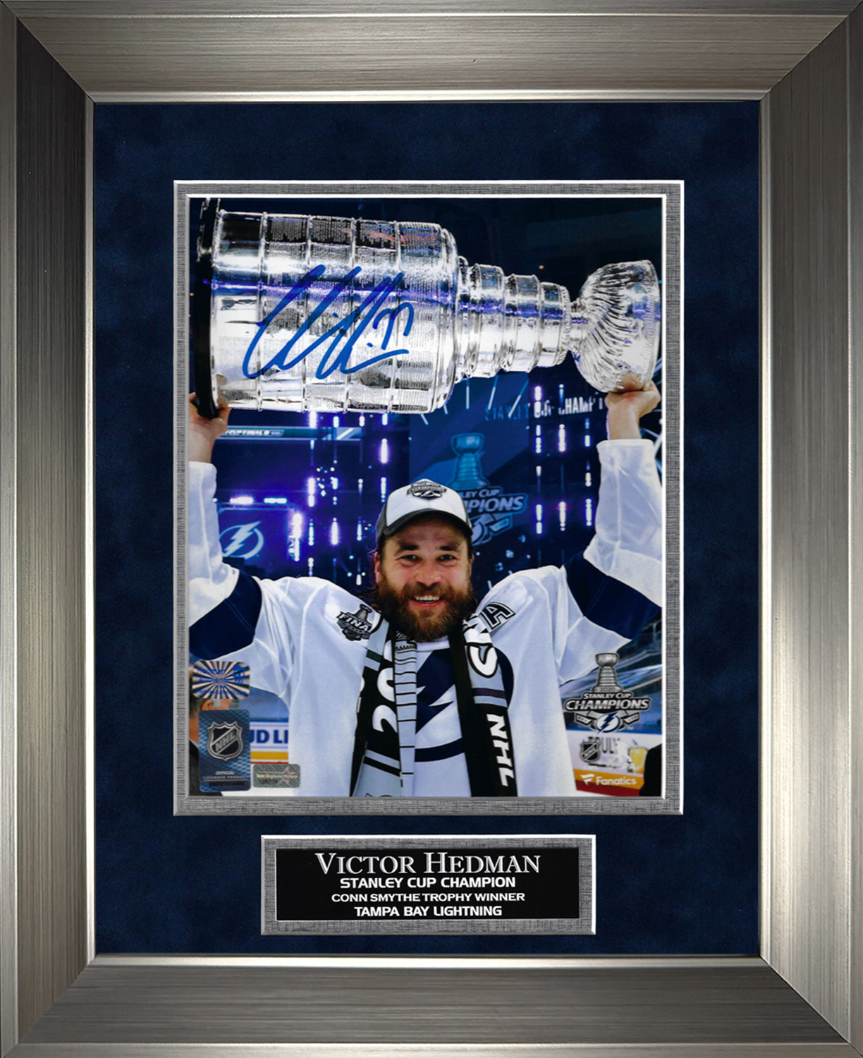 Victor Hedman Autograph Photo Holding Stanley Cup 11x14