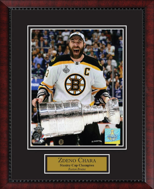 Zdeno Chara Photo Stanley Cup 2011 Trophy 11x14