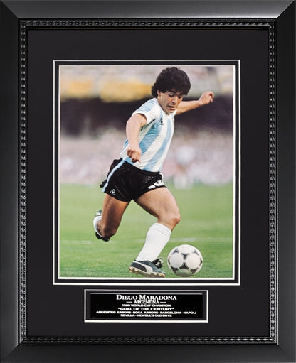 Diego Maradona Photograph - Agrentina National Team - Framed 13x16