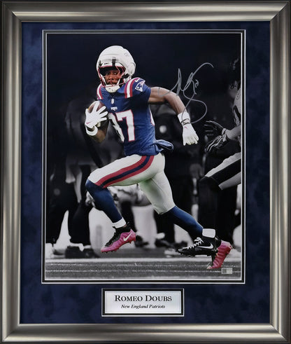 Romeo Doubs Autograph 16x20 Photo - Run With Ball Spotlight - New England Patriots - Framed 23x27 - New England Picture Authentication