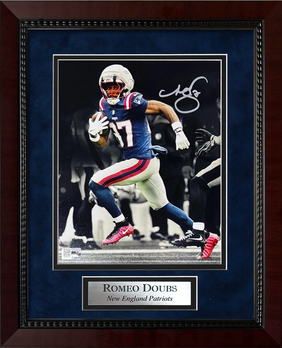 Romeo Doubs Autograph 8x10 Photo - Run With Ball Spotlight - New England Patriots - Framed 13x16 - New England Picture Authentication