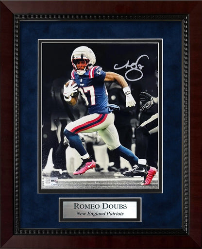 Romeo Doubs Autograph 8x10 Photo - Run With Ball Spotlight - New England Patriots - Framed 13x16 - New England Picture Authentication