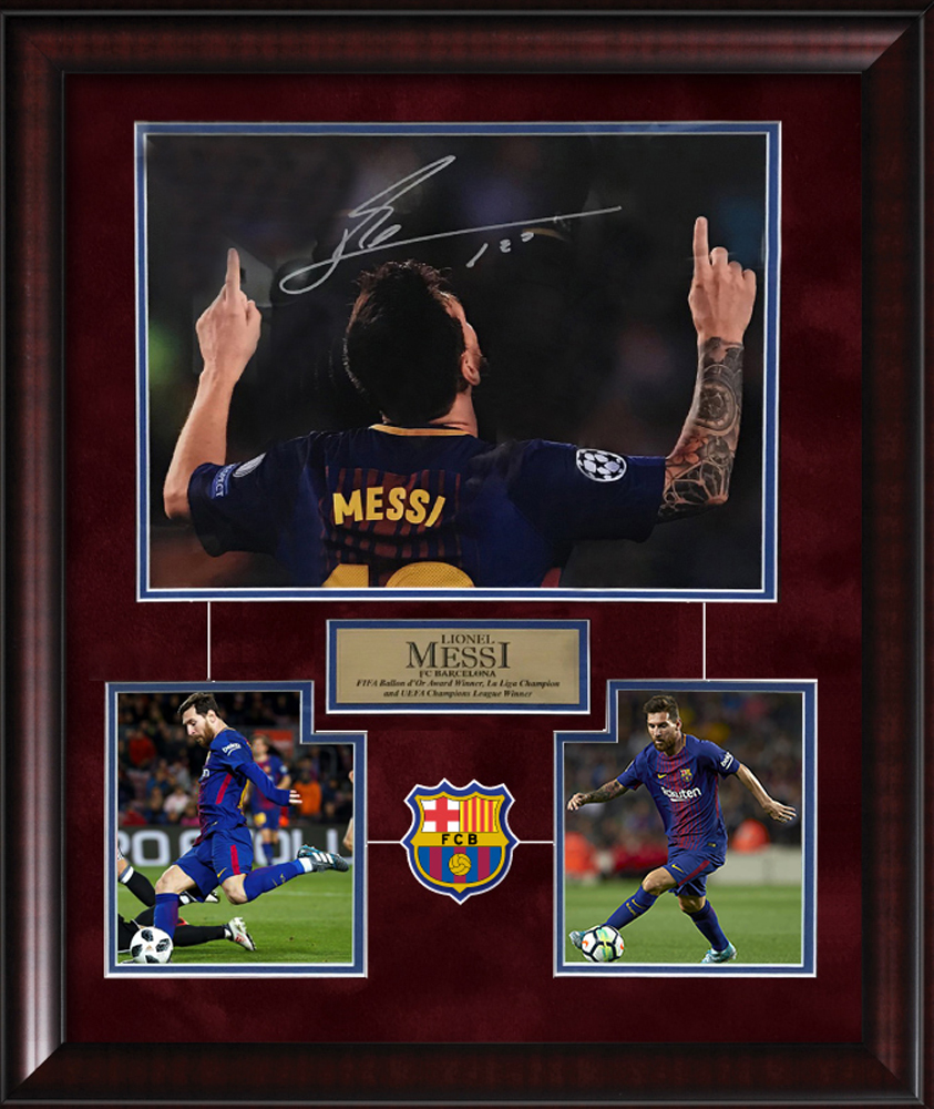 Lionel Messi Autograph Barcelona Point Up 3 Way 20x24 - New England Picture