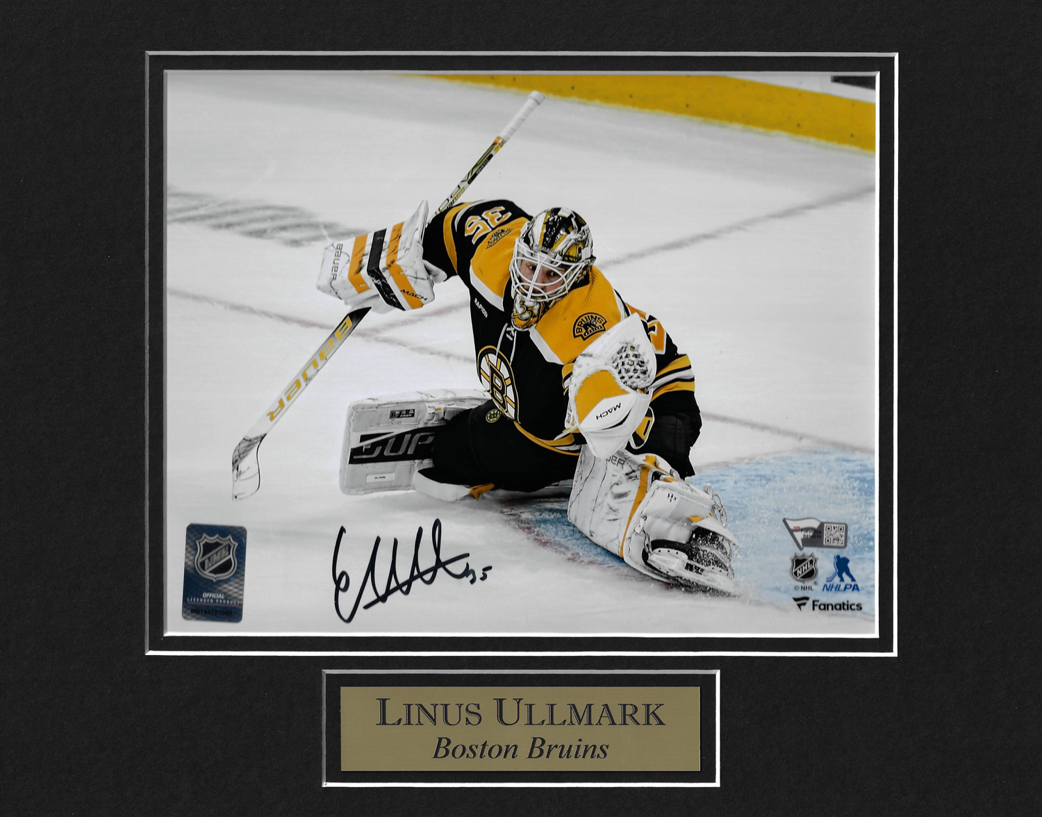 Zdeno Chara Autographed Signed Framed Boston Bruins Jersey COA